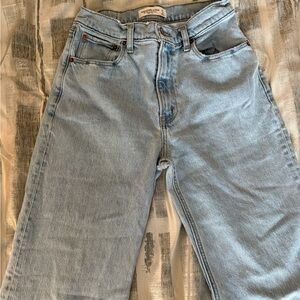 Abercrombie & fitch the high waisted jeans size 37